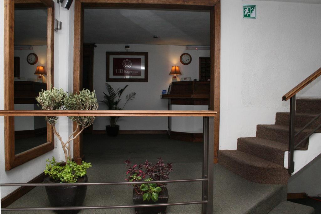Hb Express Hotel Tlaxcala de Xicohtencatl Exterior foto
