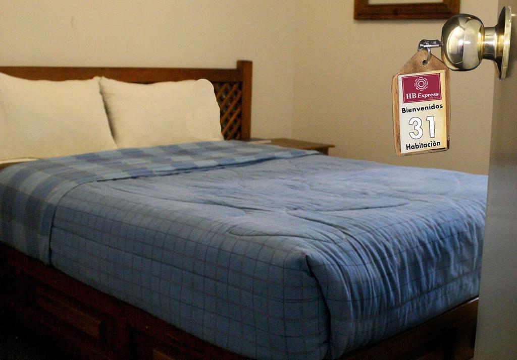 Hb Express Hotel Tlaxcala de Xicohtencatl Habitación foto